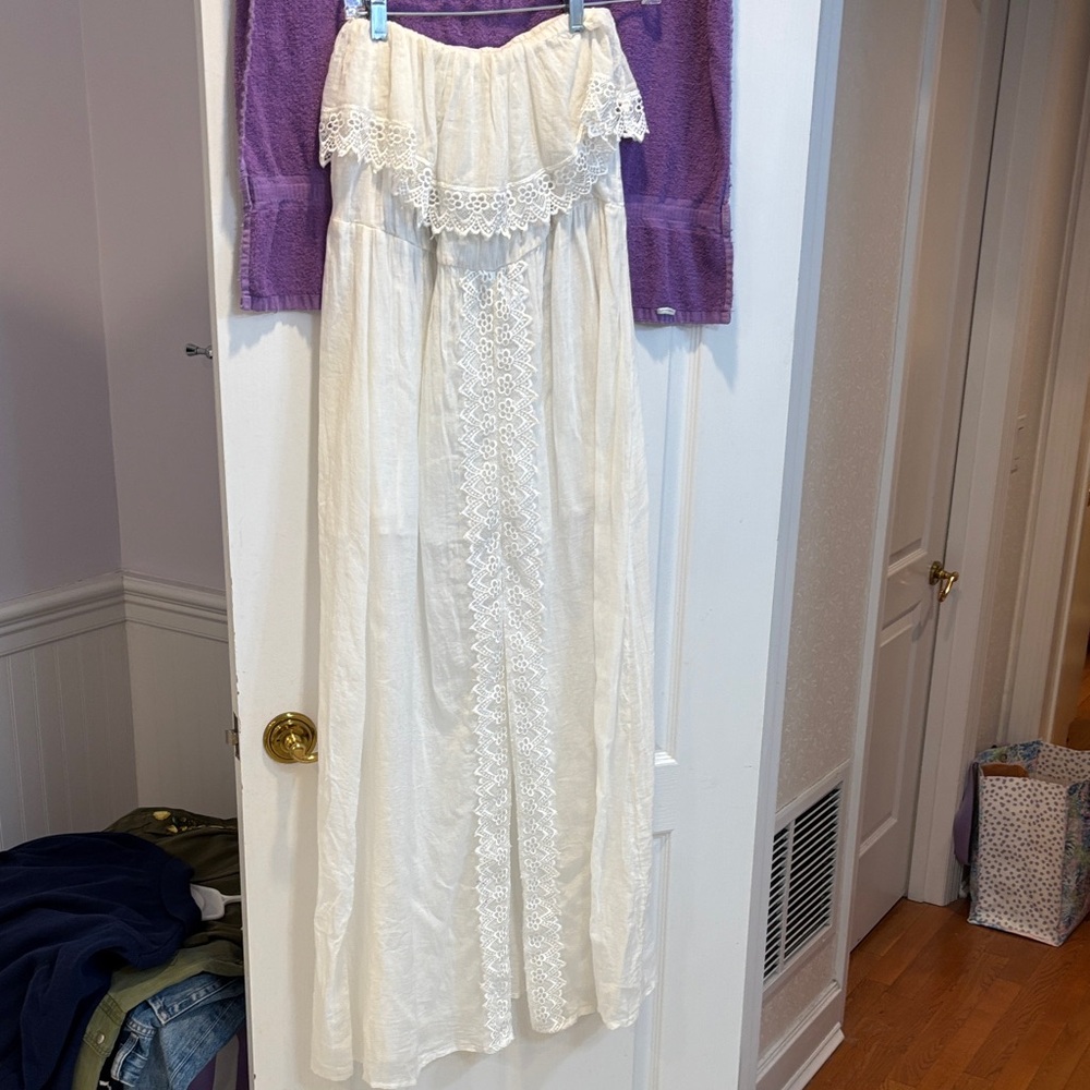 NWT Elegant White Lace Women Swim Coverup